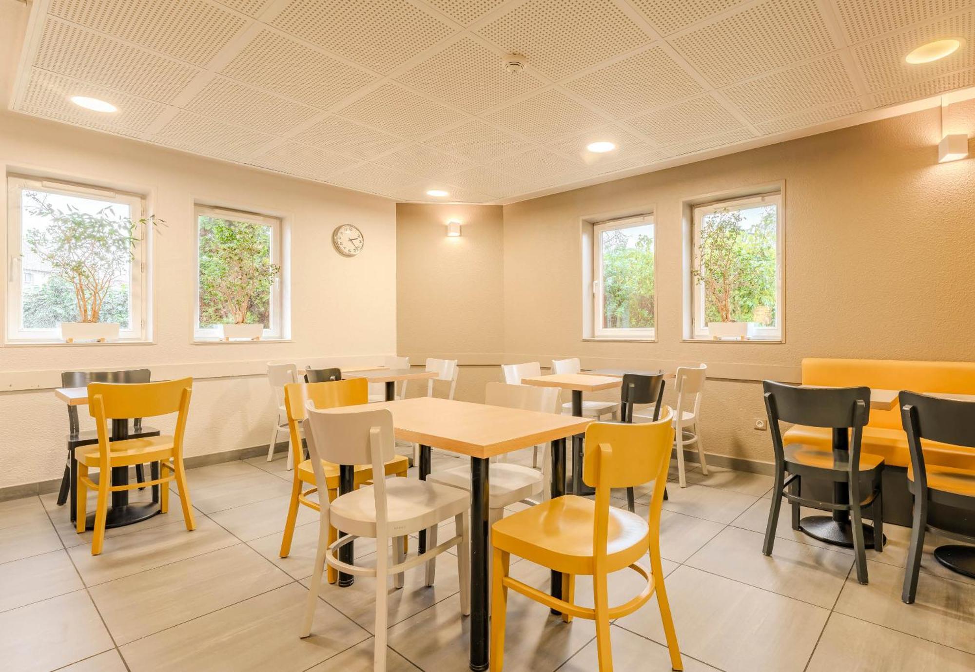 B&B Hotel Calais Centre St Pierre エクステリア 写真