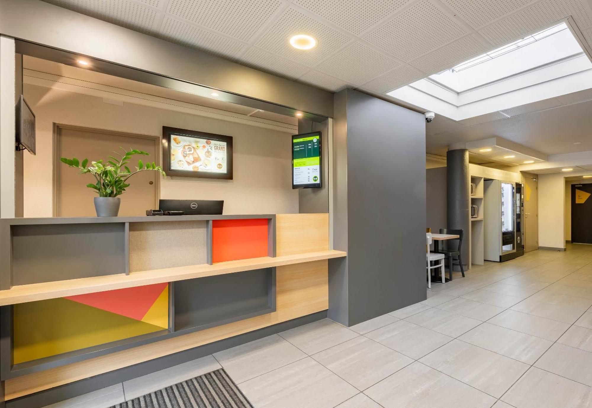 B&B Hotel Calais Centre St Pierre エクステリア 写真