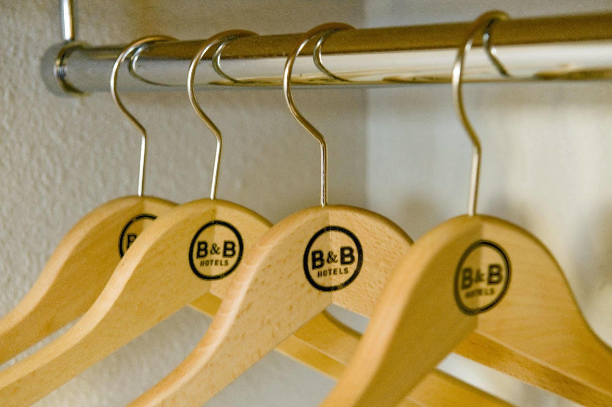 B&B Hotel Calais Centre St Pierre エクステリア 写真