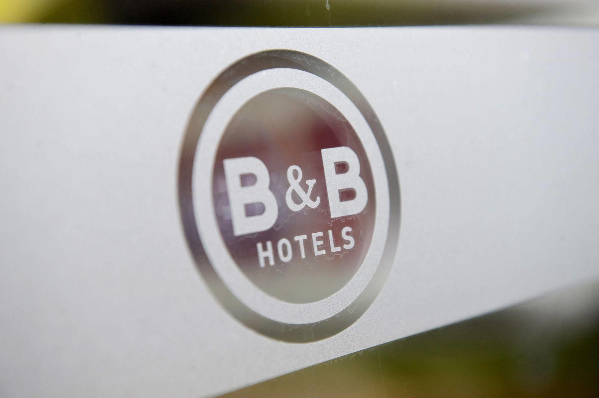B&B Hotel Calais Centre St Pierre エクステリア 写真